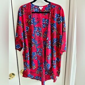 Lularoe Lindsay -L
Floral Kimono Cardigan - Red and Blue